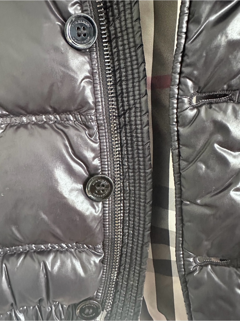 Burberry Black Gloss Quilted Puffer Jacket with Hood - Picture 5 of 14